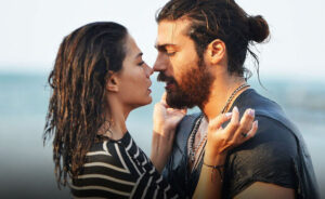 la storia d'amore segreta di can yaman e demet ozdemir