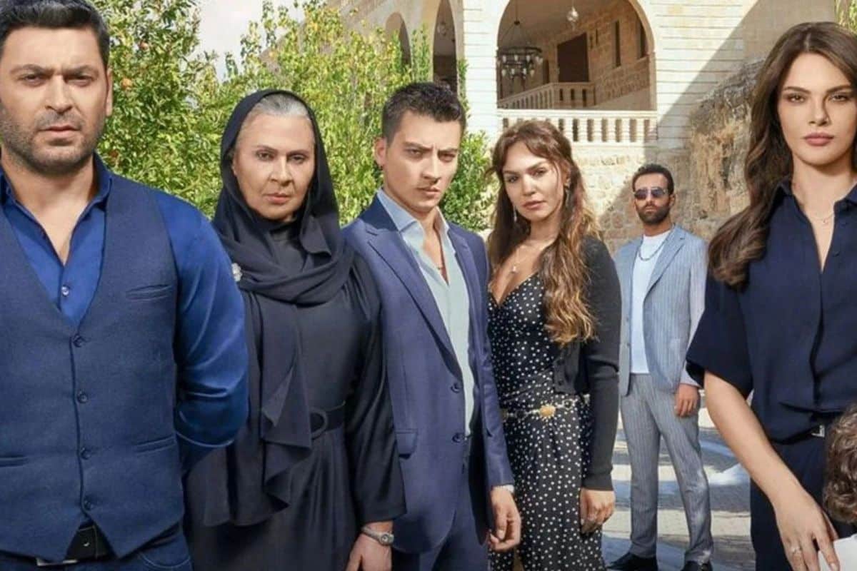 uzak sehir serie turche 1